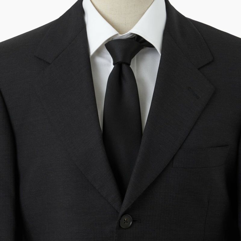 セッテピエゲ・ネクタイ  NP-007-BLACK-コーディネート