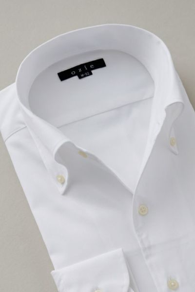 ozie|オジエ　ビジネスシーンで着用する白シャツ・イタリアンカラー・第一ボタンあり・8051-S05A-WHITE