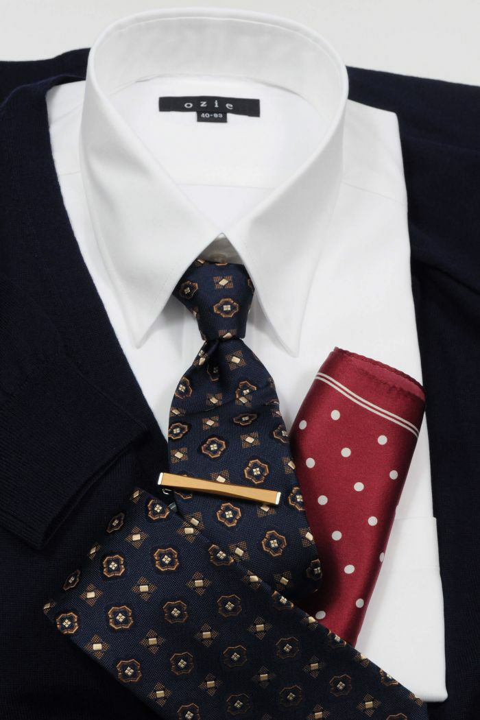 ネクタイピン・タイバー PIN-A-006-GOLD-コーディネートイメージ3