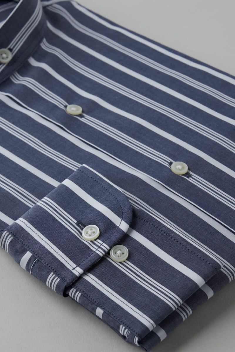 ワイシャツ 8063-B04E-NAVY-カフス