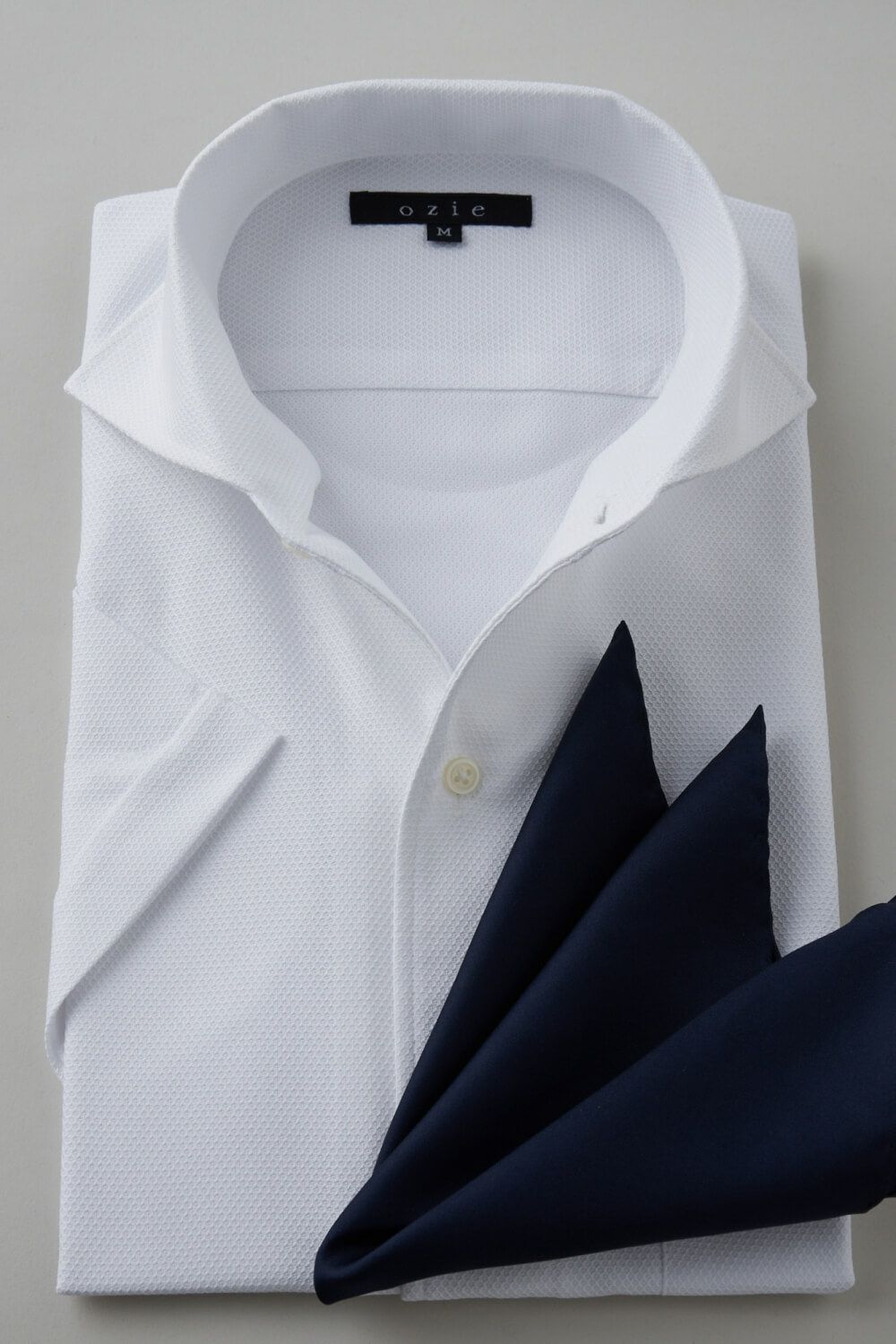 ワイシャツ 8045SS-B04I-WHITE-コーディネートイメージ