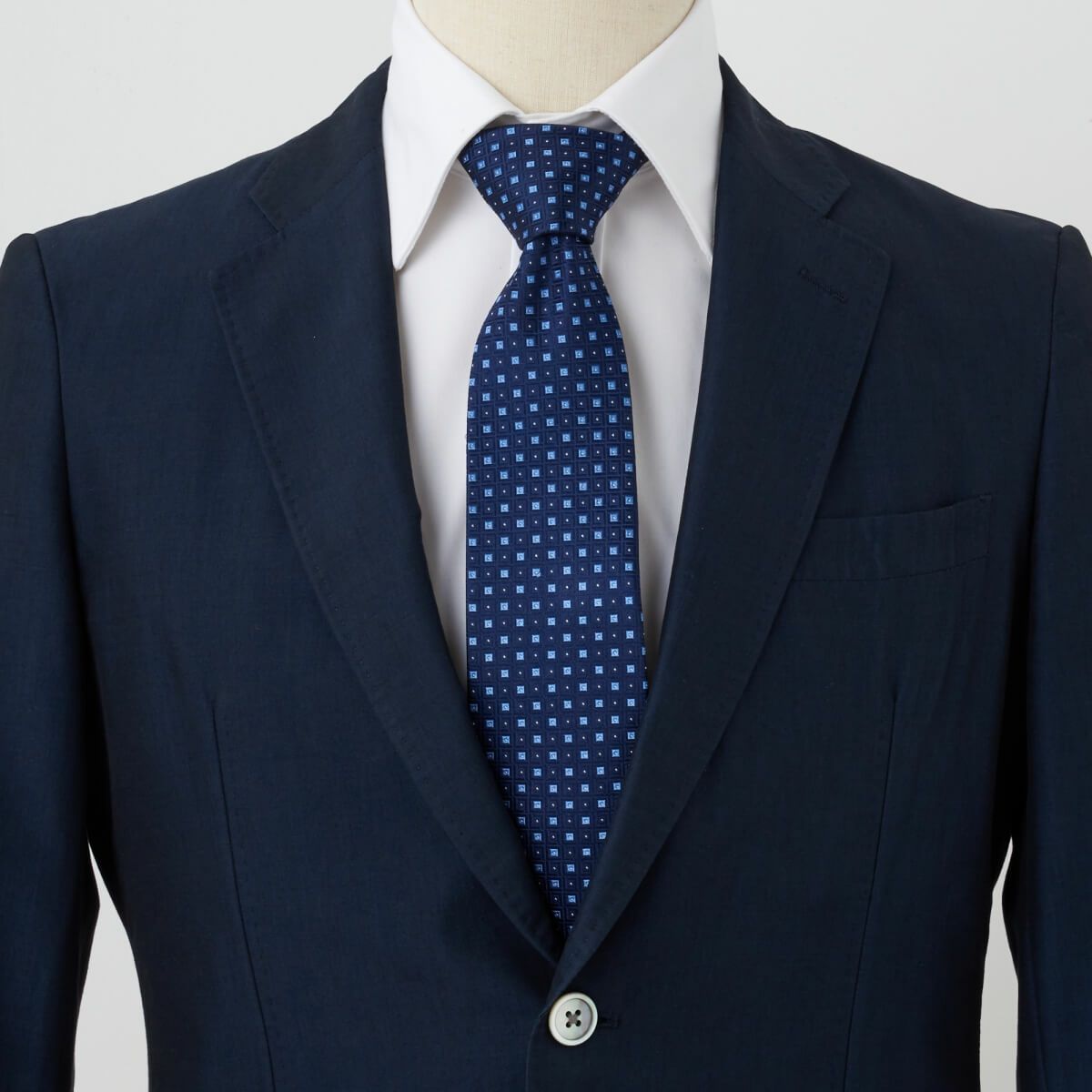 ネクタイ NJ-C01-09-NAVYBLUE-コーディネート