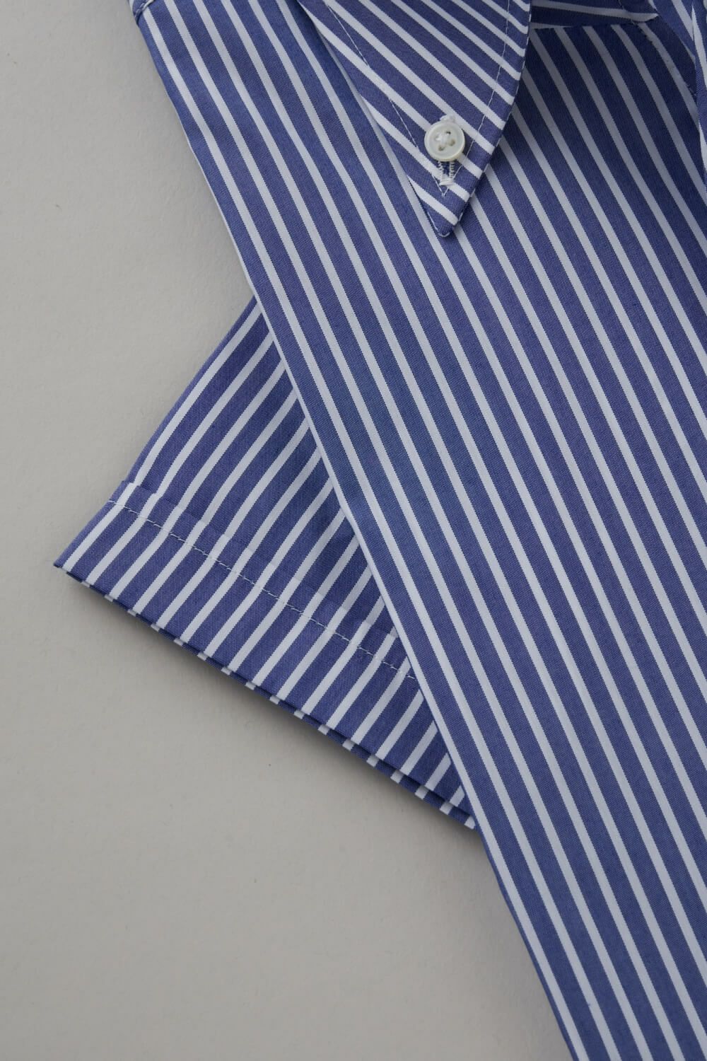 ワイシャツ・カッターシャツ・半袖 8044SS-C04D-NAVY-カフス