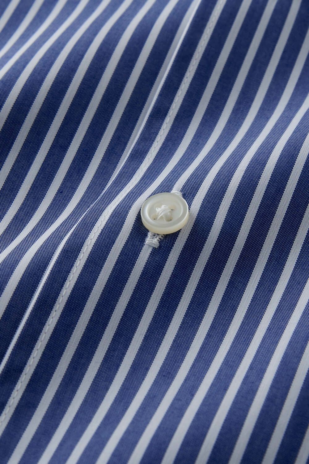 ワイシャツ・カッターシャツ・半袖 8044SS-C04D-NAVY-生地