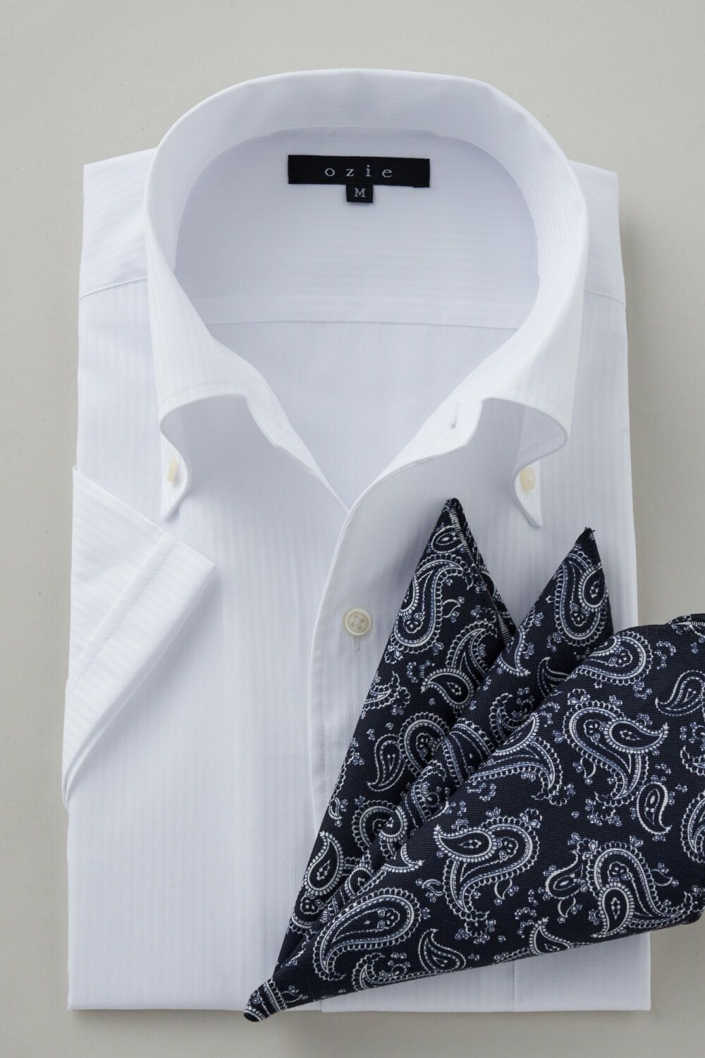 ワイシャツ・カッターシャツ・半袖 8051SS-C04A-WHITE-コーディネートイメージ