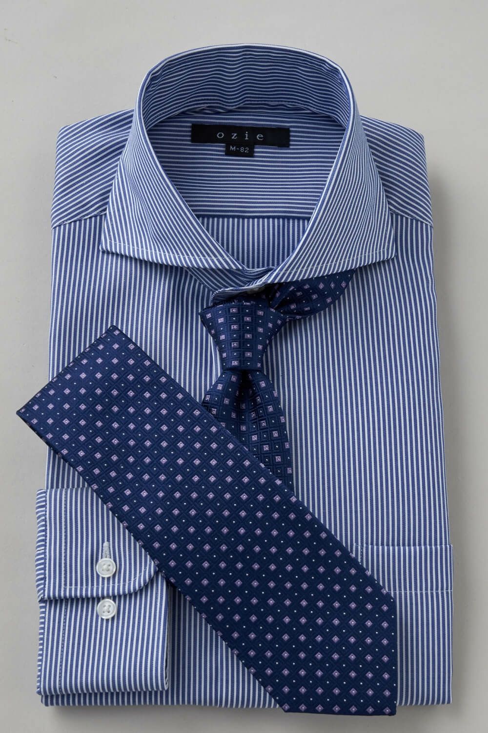 ワイシャツ 8070-C12A-BLUE-コーディネートイメージ